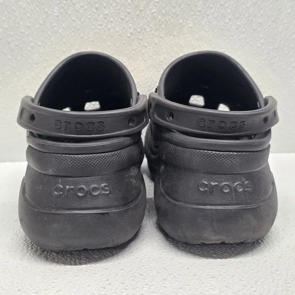 CROCS womens size